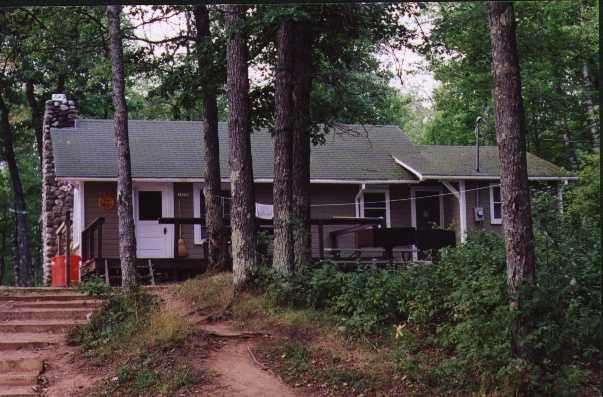 photo of cabin at Jag Lake